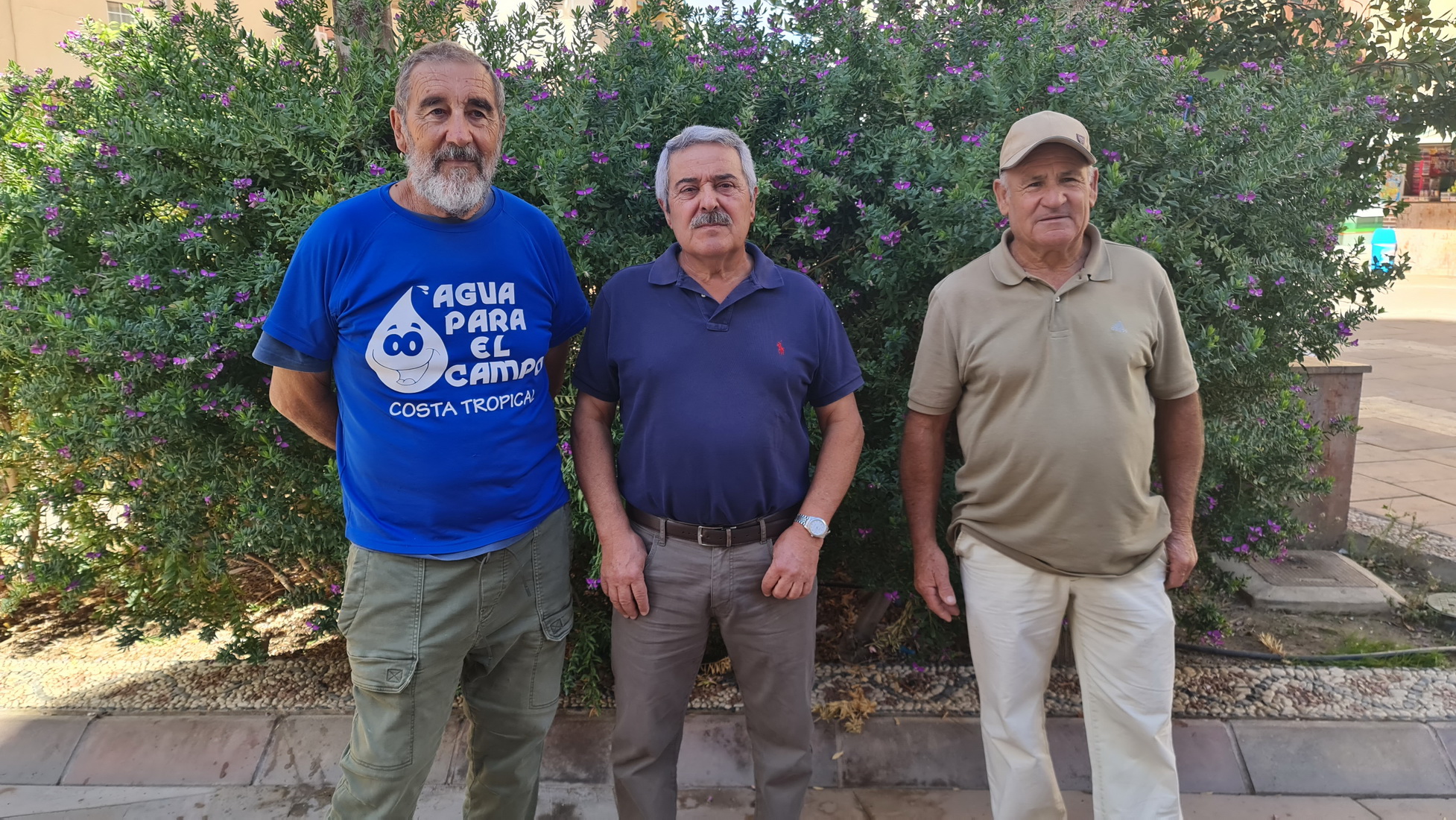 Agua para el Campo y Verde, Seco y Jate consideran que Juanma Moreno toma el pelo a los agricultores.